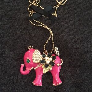 💥💥3/$10 Betsey Johnson Pink Elephant Necklace💥